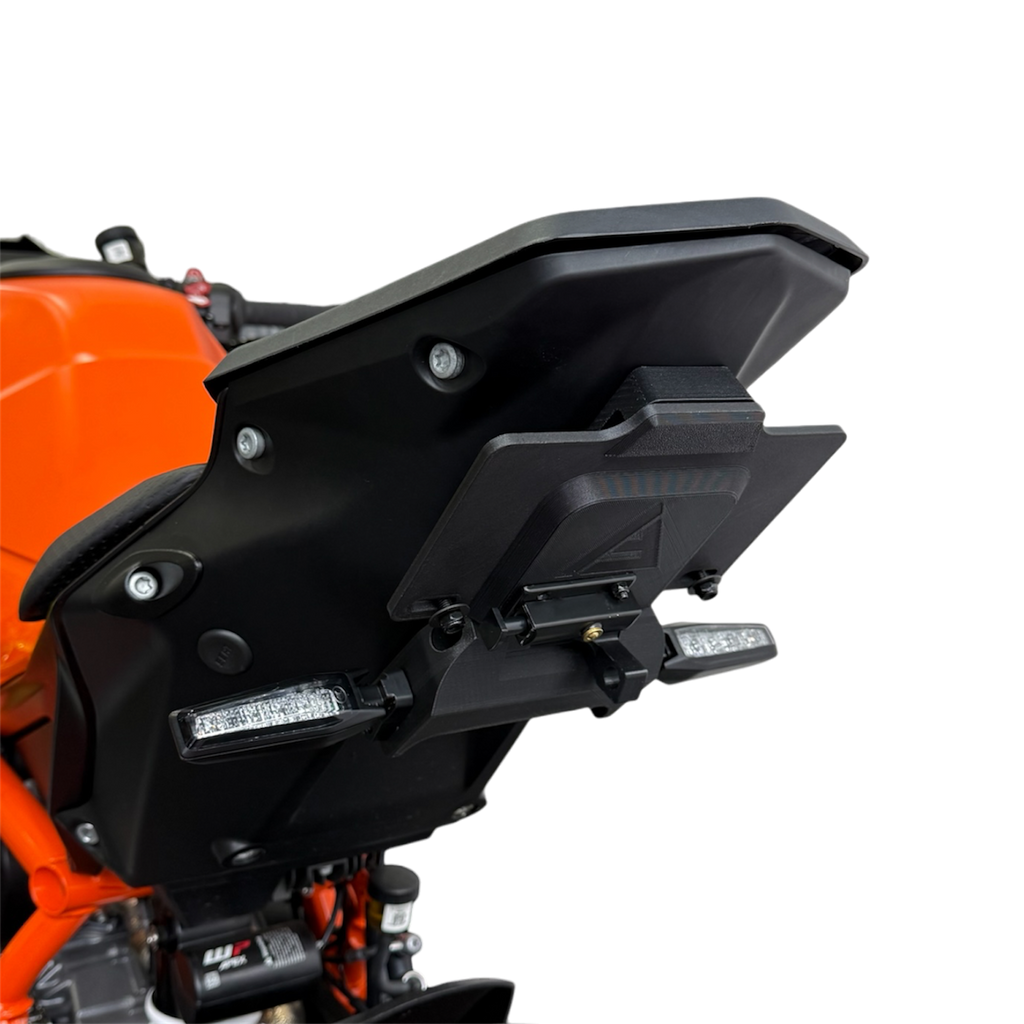 2024+ KTM Superduke 1390 / Duke 990 Flip Plate