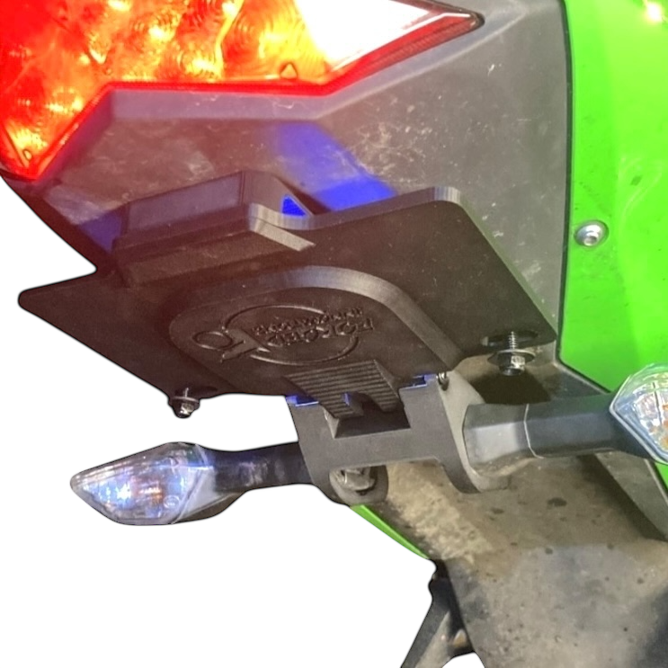 2018+ Kawasaki Ninja/Z 400 Flip Plate